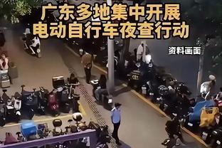 功臣！奥纳纳本场数据：扑点救主，完成2次扑救，贡献1次解围